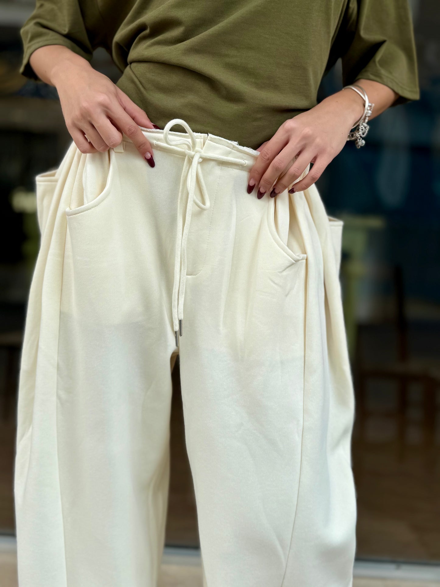 Relaxed Fit Cotton Trousers With Pockets
