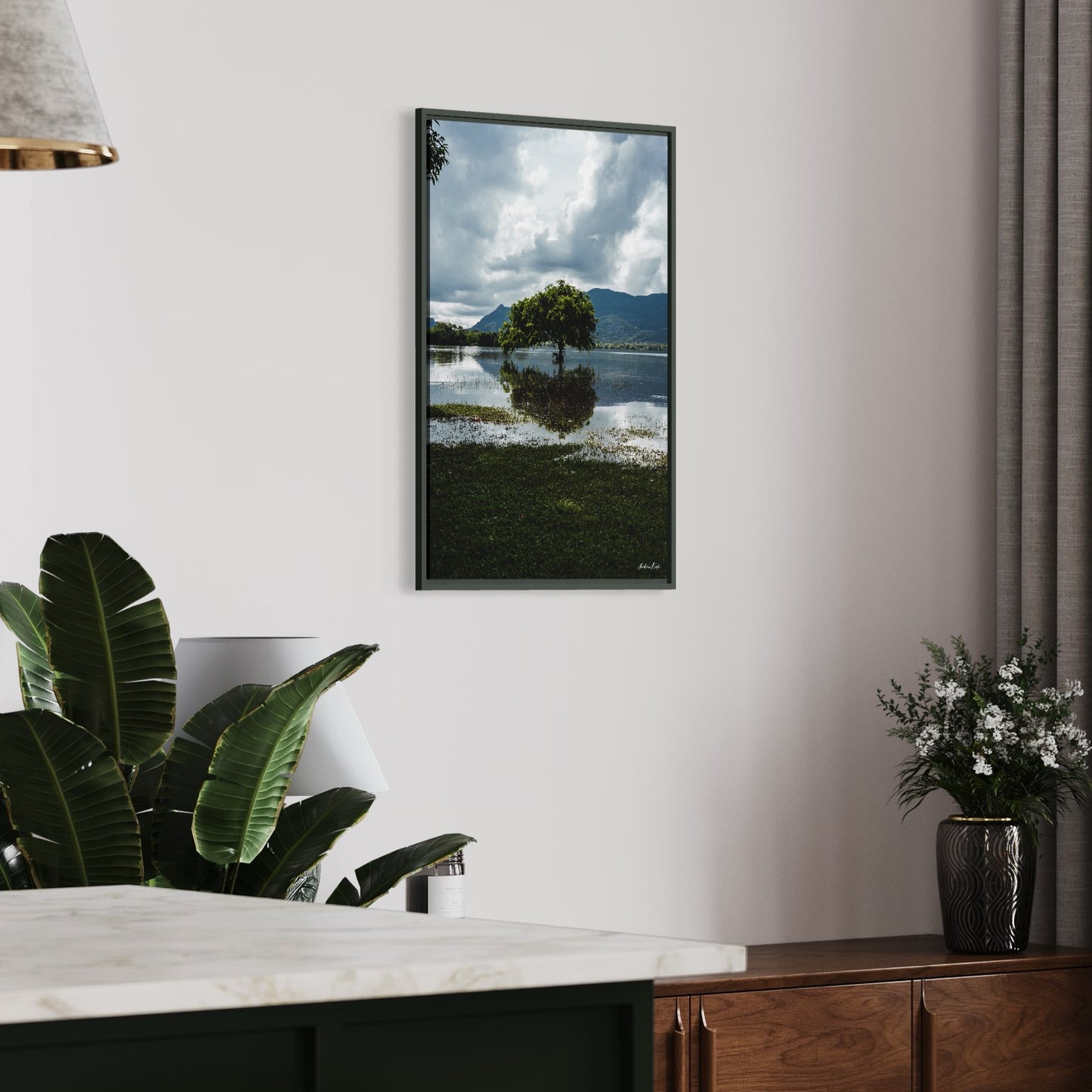 Loneliness of a Wild Lake - Kuu Concept Store