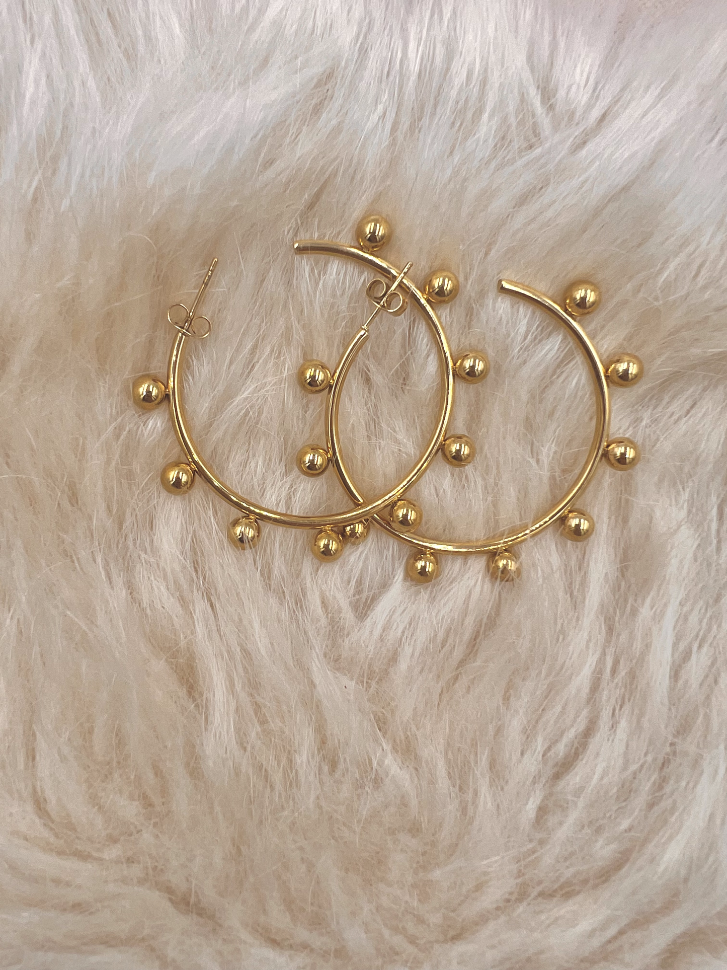 Hoops - Kuu Concept Store