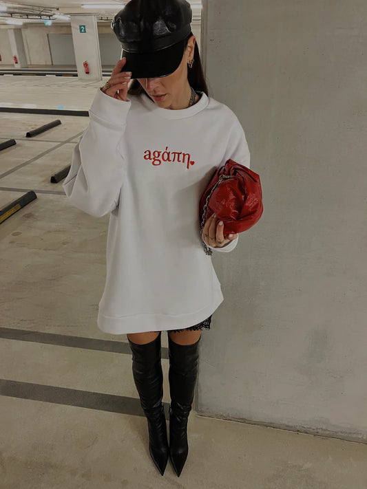 Oversized Sweatshirt “AGAPI is all you need” - White/Red