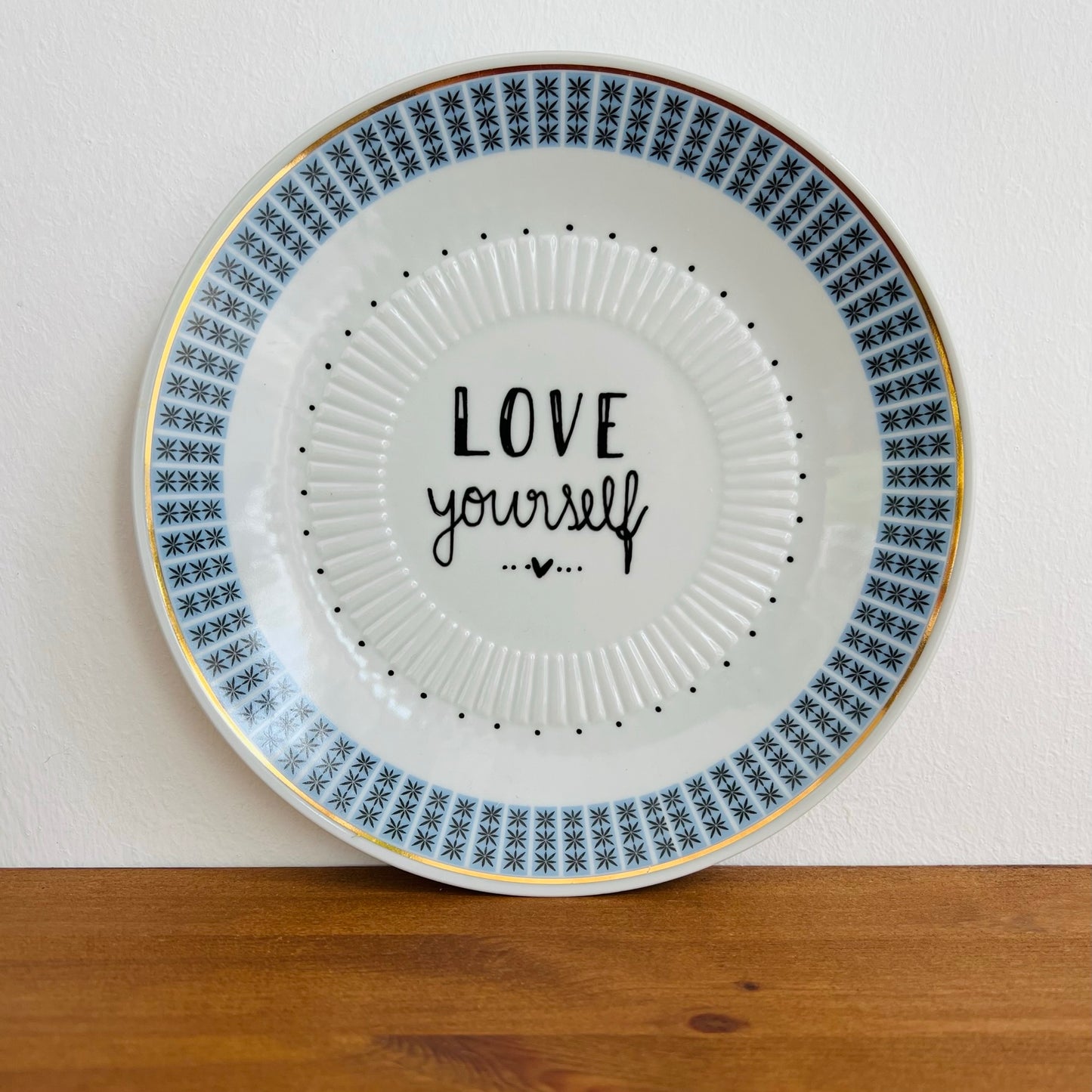 Decorative Plate "Love Yourself"